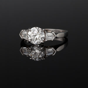 A 1.04ct Diamond Ring