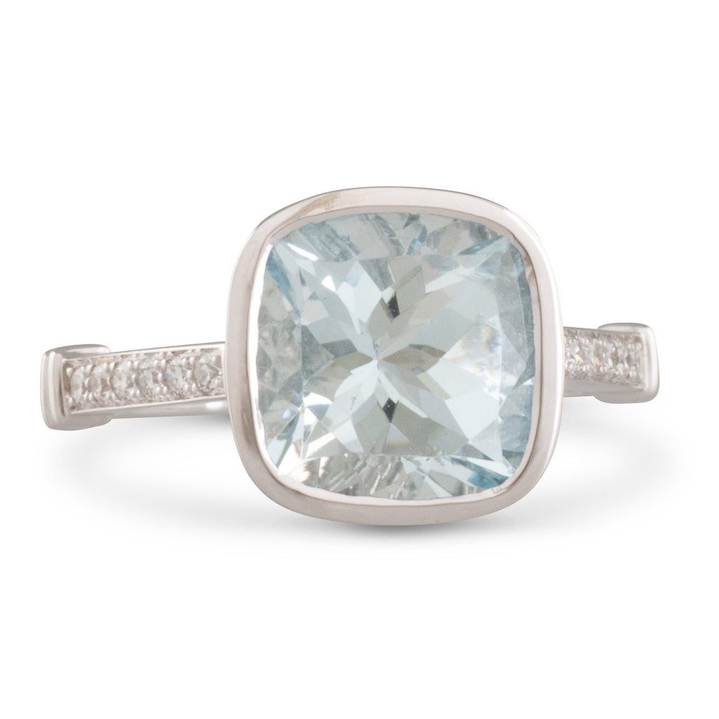 2.74ct Aquamarine Ring