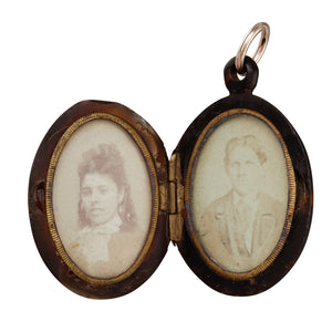 An Oval Pique Locket