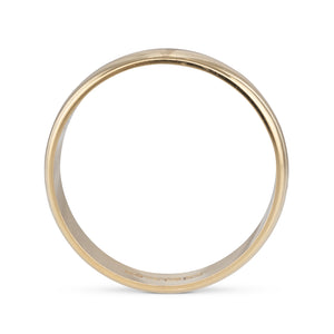 An 18ct Yellow Gold Wedding Band