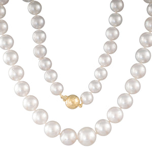 Round White South Sea Pearl Strand