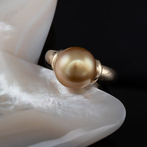 Gold South Sea Pearl Ring